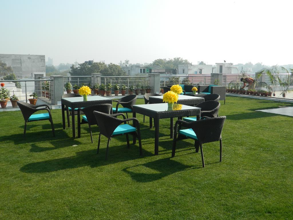 Bed and Breakfast 76 Friends Colony Nueva Delhi Exterior foto